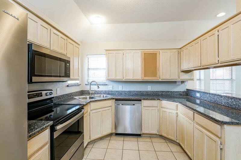 2,030/Mo, 216 Edson Ave Crowley, TX 76036 Kitchen View