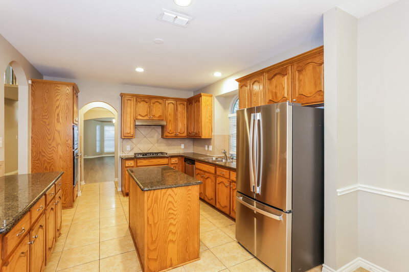 3,345/Mo, 102 Hartley Ln Red Oak, TX 75154 Kitchen View