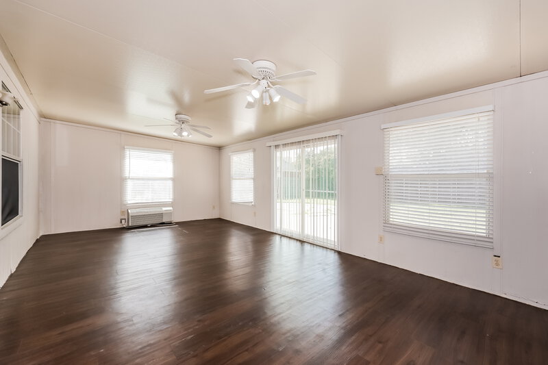 2,345/Mo, 1719 Oxford Dr Mansfield, TX 76063 Family Room View