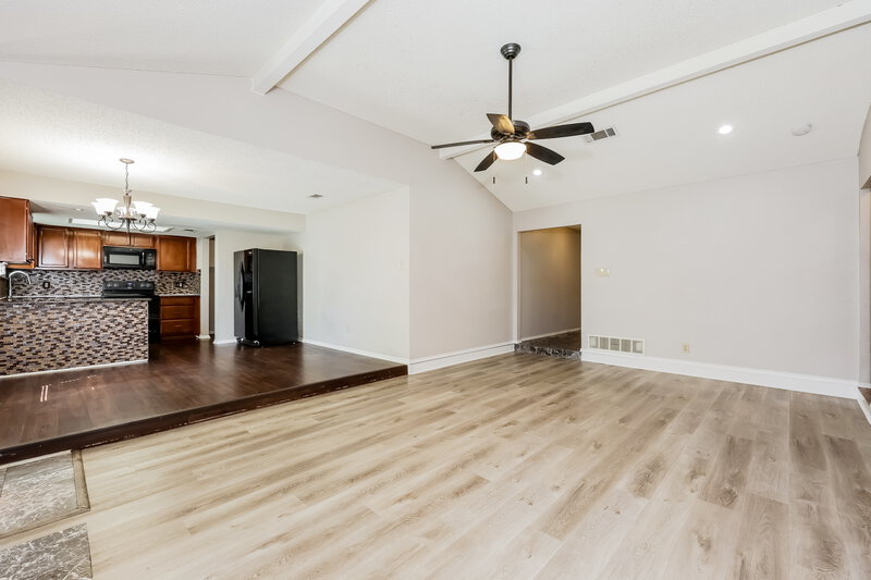 1,785/Mo, 1224 Nicole Way Burleson, TX 76028 Living Room View 2