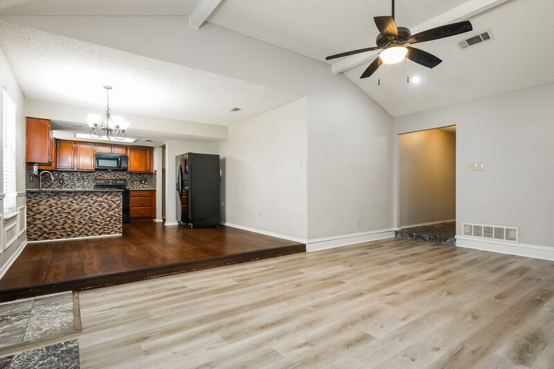 1,705/Mo, 1224 Nicole Way Burleson, TX 76028 Living Room View 2