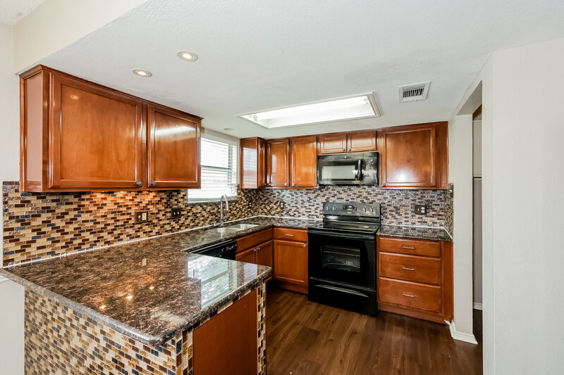 1,785/Mo, 1224 Nicole Way Burleson, TX 76028 Kitchen View