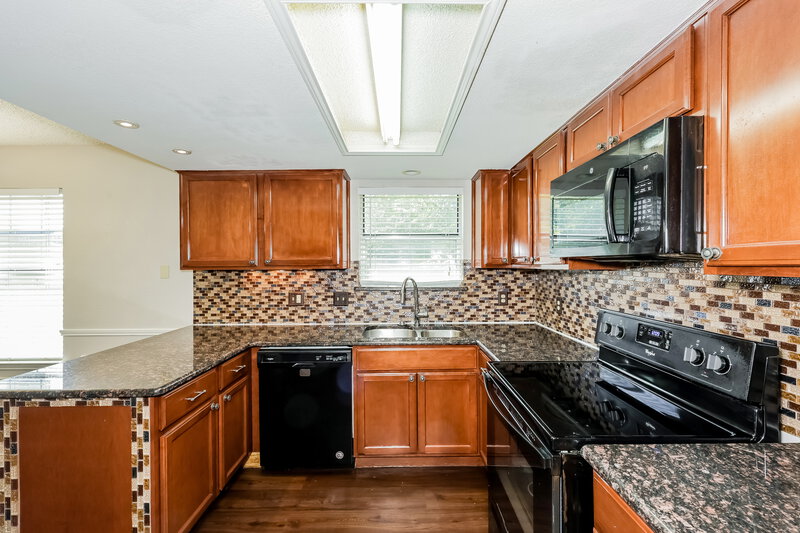 1,785/Mo, 1224 Nicole Way Burleson, TX 76028 Kitchen View 2