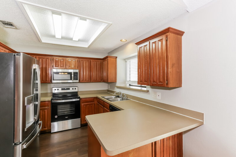 1,835/Mo, 7933 Clear Brook Cir Fort Worth, TX 76123 Kitchen View 2