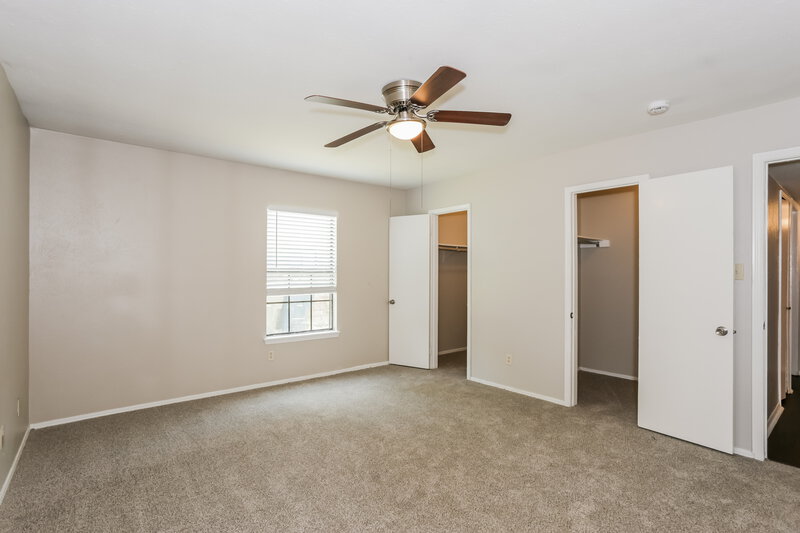 2,055/Mo, 1385 Southridge Dr Lancaster, TX 75146 Main Bedroom View 2