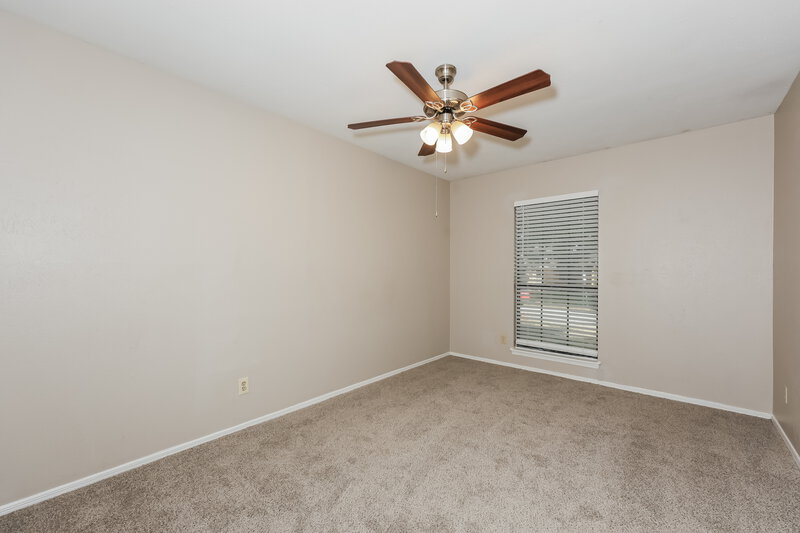 1,960/Mo, 1385 Southridge Dr Lancaster, TX 75146 Bedroom View 2
