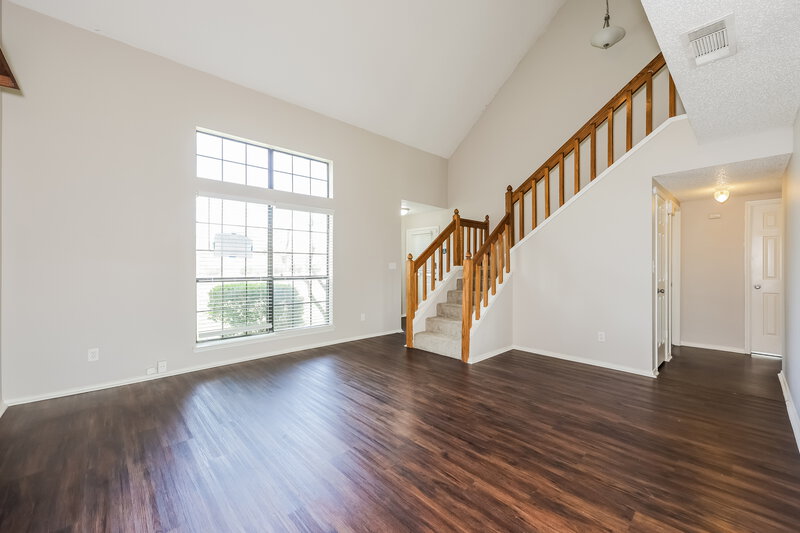 2,265/Mo, 1824 Island View Dr Mesquite, TX 75149 Living Room View 3