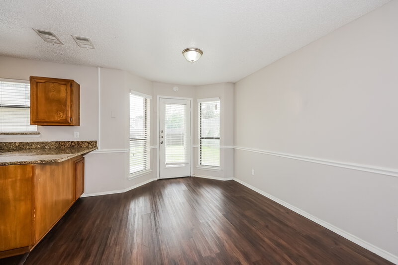 2,265/Mo, 1824 Island View Dr Mesquite, TX 75149 Dining Room View