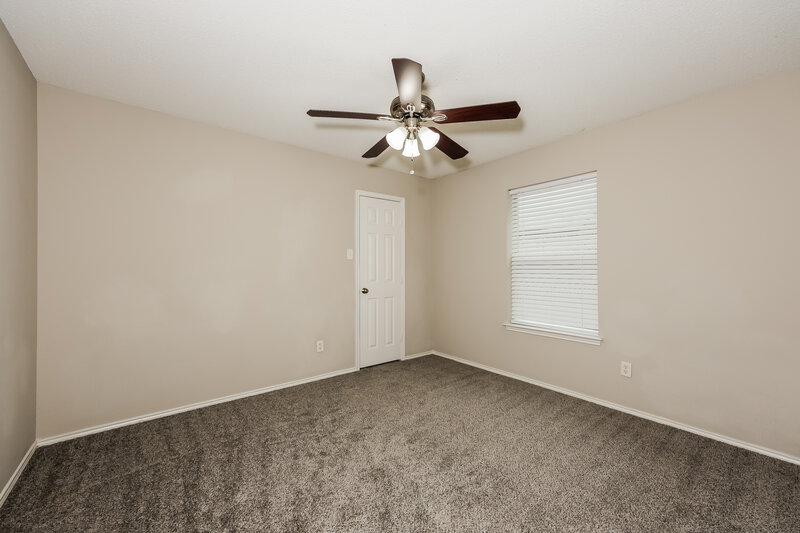 2,105/Mo, 125 Adams Dr Crowley, TX 76036 Bedroom View