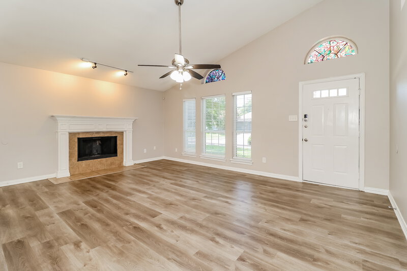 1,945/Mo, 7917 Val Verde Dr Fort Worth, TX 76123 Living Room View