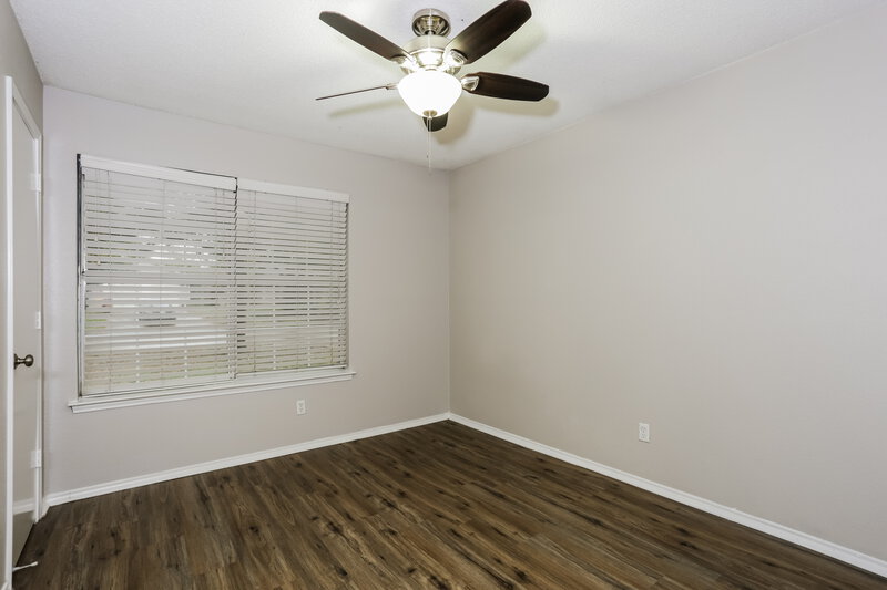 1,870/Mo, 704 Stonebrooke Dr Burleson, TX 76028 Bedroom View