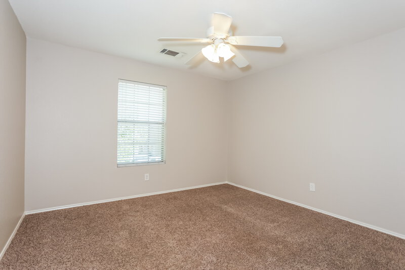 2,425/Mo, 768 Chalk Knoll Rd Fort Worth, TX 76108 Bedroom View