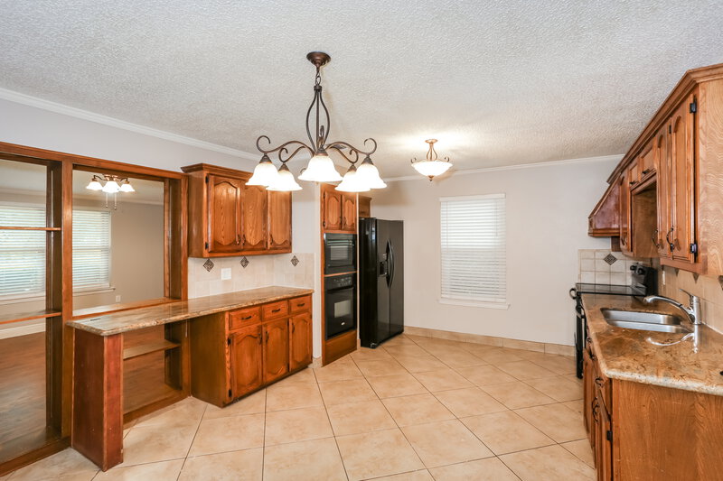 1,995/Mo, 7212 Elderberry Ln Dallas, TX 75249 Kitchen View