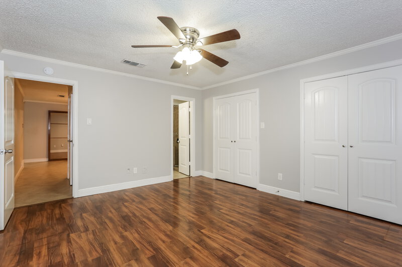 1,995/Mo, 7212 Elderberry Ln Dallas, TX 75249 Main Bedroom View