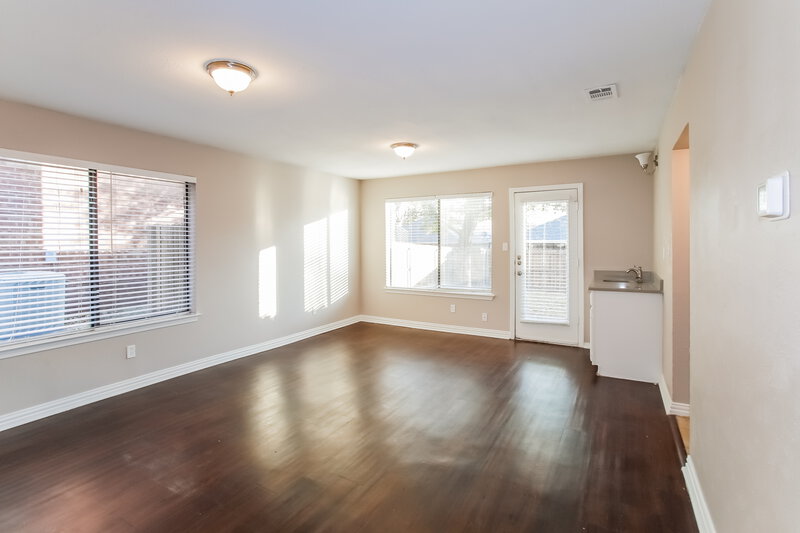 2,415/Mo, 3912 Lois Cir Rowlett, TX 75088 Family Room View