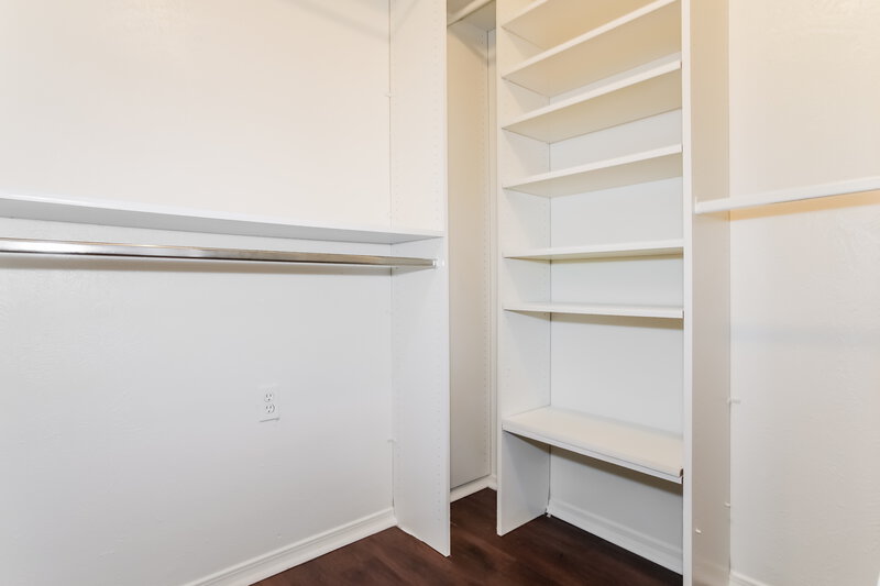 2,415/Mo, 3912 Lois Cir Rowlett, TX 75088 Walk In Closet View