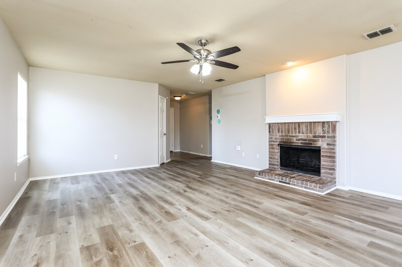 2,810/Mo, 529 Indian Paintbrush Drive Fate, TX 75087 Living Room View 3
