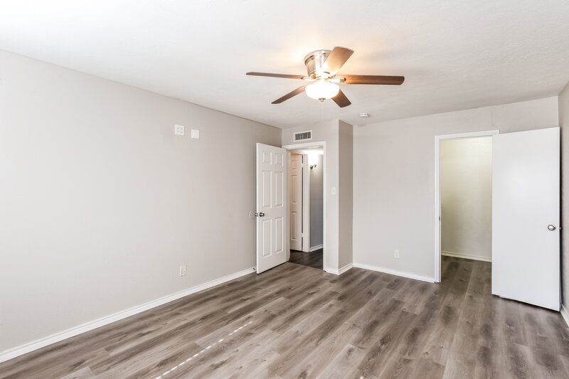 1,805/Mo, 700 Priscilla Ln Desoto, TX 75115 Main Bedroom View