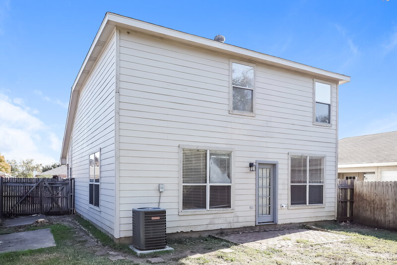 1,825/Mo, 10636 Towerwood Dr Fort Worth, TX 76140 Rear View 2