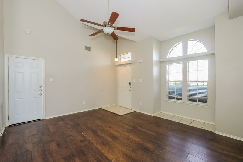 1,945/Mo, 8413 O'Hara Ln Fort Worth, TX 76123 Living Room View 2