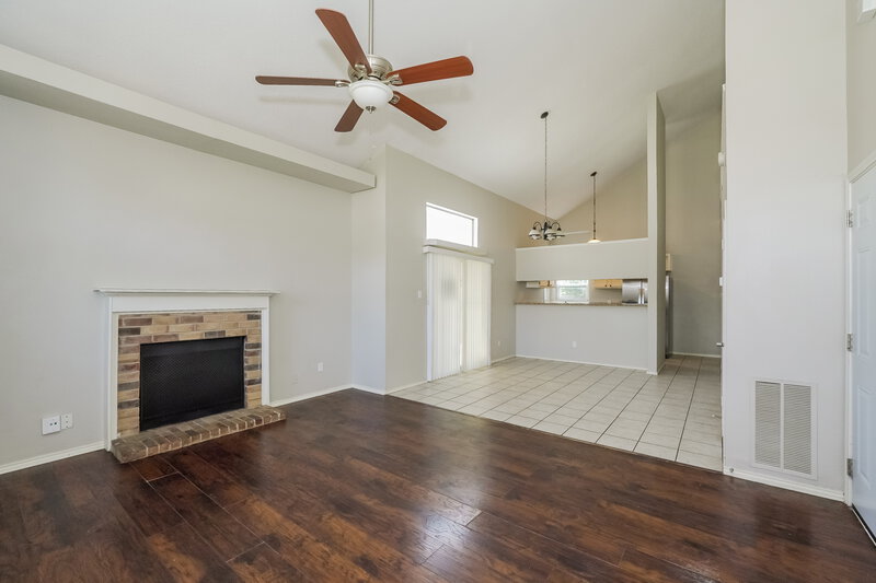 1,945/Mo, 8413 O'Hara Ln Fort Worth, TX 76123 Living Room View 3