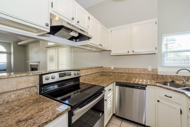1,945/Mo, 8413 O'Hara Ln Fort Worth, TX 76123 Kitchen View