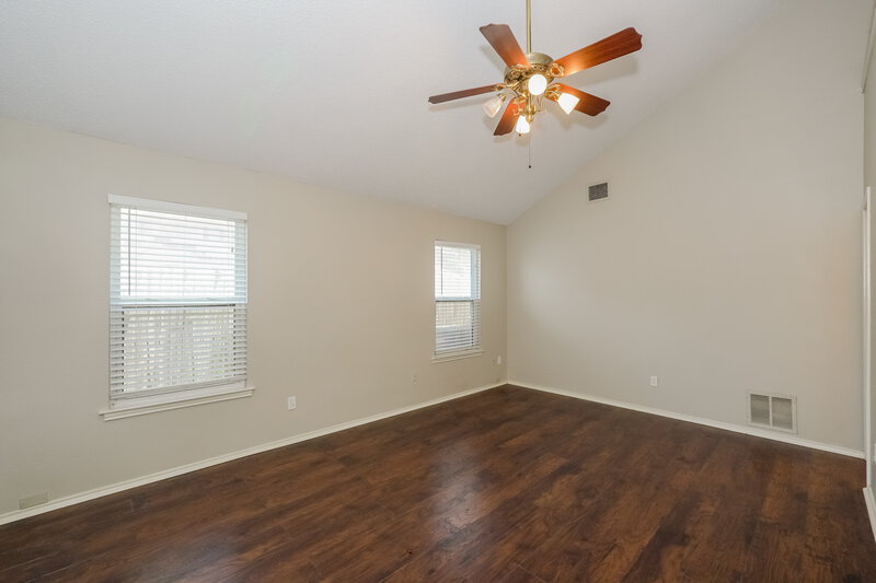 1,945/Mo, 8413 O'Hara Ln Fort Worth, TX 76123 Main Bedroom View
