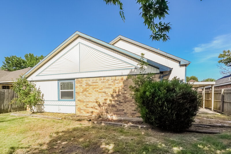 1,945/Mo, 8413 O'Hara Ln Fort Worth, TX 76123 Rear View