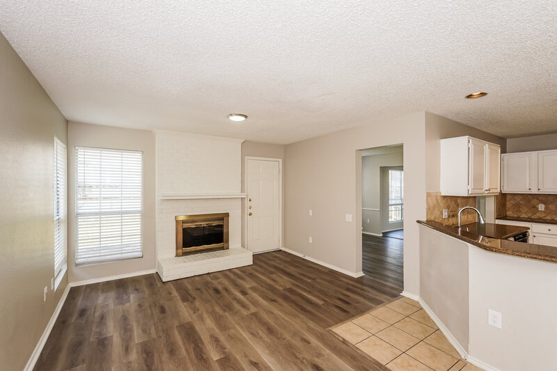 2,870/Mo, 3228 Kathy Ln Fort Worth, TX 76123 Living Room View