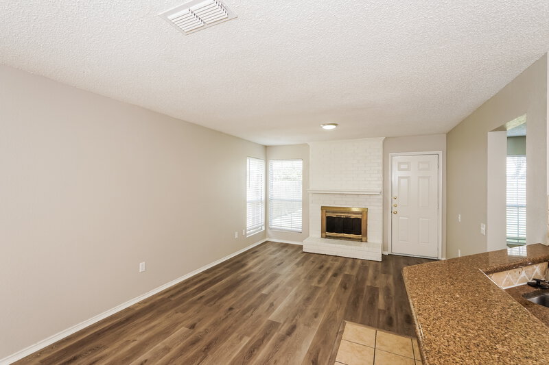 2,870/Mo, 3228 Kathy Ln Fort Worth, TX 76123 Living Room View 2