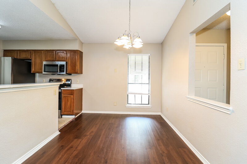 1,985/Mo, 1812 Hunting Green Dr Fort Worth, TX 76134 Dining Room View