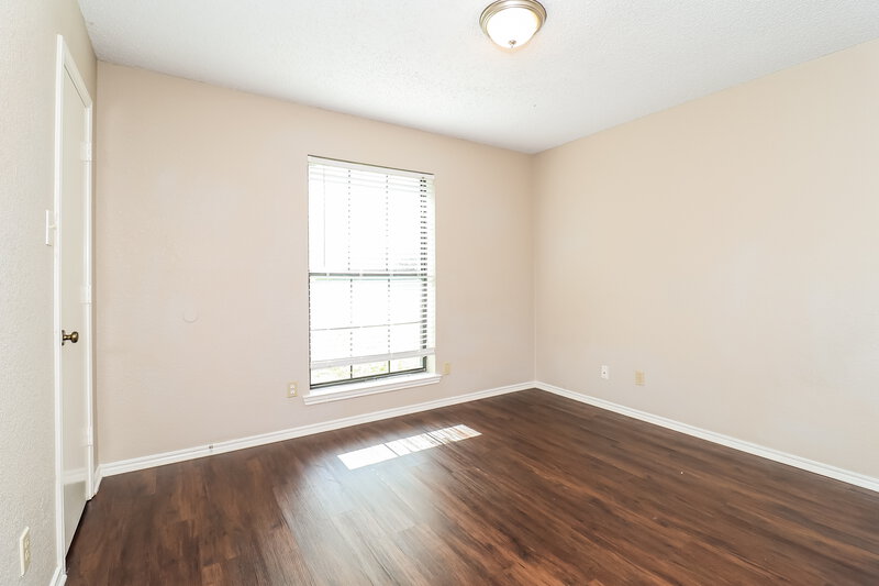 1,985/Mo, 1812 Hunting Green Dr Fort Worth, TX 76134 Bedroom View 2