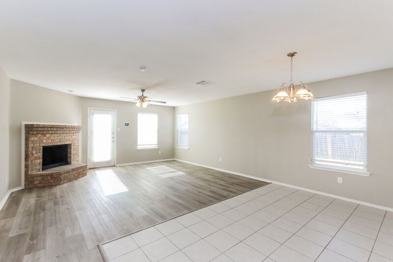 2,395/Mo, 714 Nichols Dr Lancaster, TX 75146 Floorplan View 3