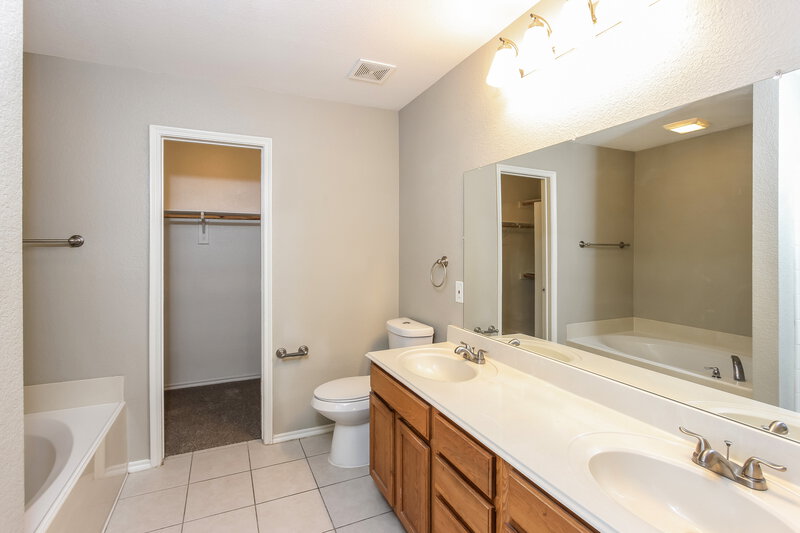 2,395/Mo, 714 Nichols Dr Lancaster, TX 75146 Misc View 10