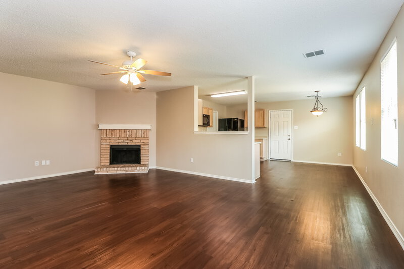 2,075/Mo, 3856 Foxhound Ln Fort Worth, TX 76123 Living Roomlarge View