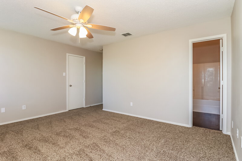 2,075/Mo, 3856 Foxhound Ln Fort Worth, TX 76123 Master Bedroomlarge View
