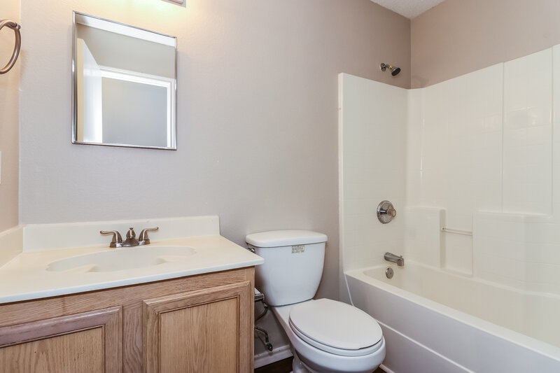 2,075/Mo, 3856 Foxhound Ln Fort Worth, TX 76123 Bathroomlarge View