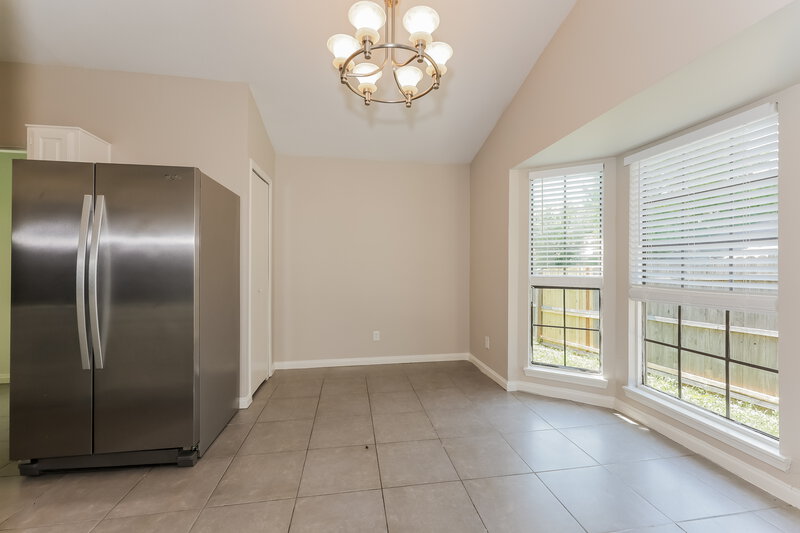 1,805/Mo, 2811 Galemeadow Dr (2) Fort Worth, TX 76123 Dining Room View