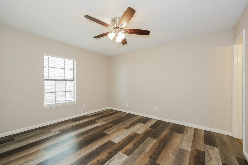1,805/Mo, 2811 Galemeadow Dr (2) Fort Worth, TX 76123 Main Bedroom View