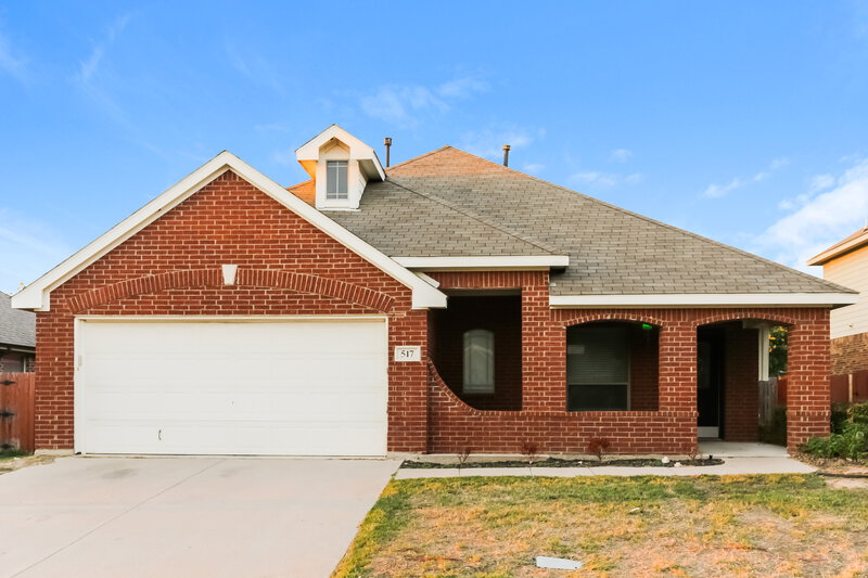 2,675/Mo, 517 Kerry St Crowley, TX 76036 External View
