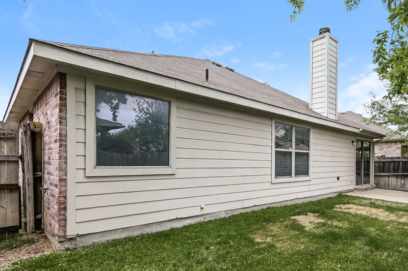 2,310/Mo, 13136 Settlers Trl Fort Worth, TX 76244 Rear View