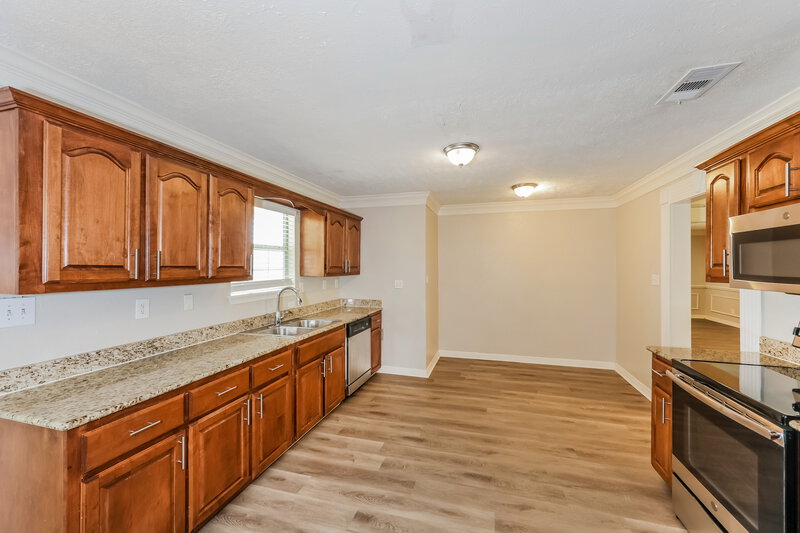 2,170/Mo, 1248 Poetry Road Royse City, TX 75189 Kitchen View 2