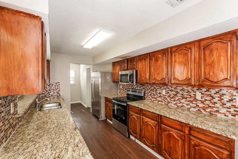 2,545/Mo, 3009 Joymeadow Dr Fort Worth, TX 76123 Kitchen View 3