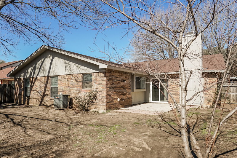 2,545/Mo, 3009 Joymeadow Dr Fort Worth, TX 76123 Rear View