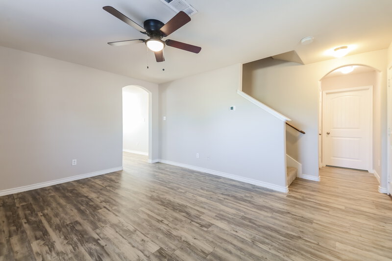 0/Mo, 12834 Kyla Jean Court Dallas, TX 75253 Living Room View