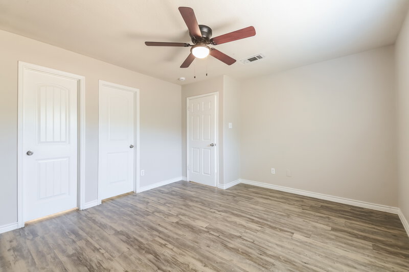 0/Mo, 12834 Kyla Jean Court Dallas, TX 75253 Main Bedroom View 2