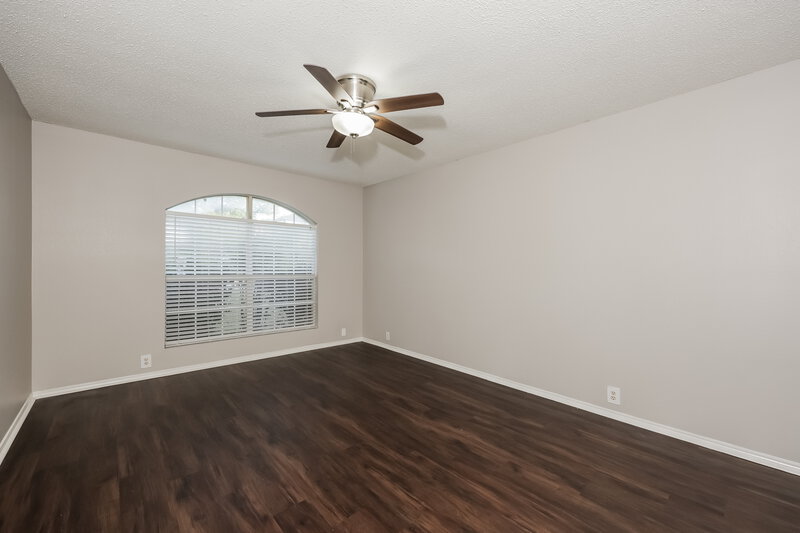 2,410/Mo, 216 High Pointe Ln Cedar Hill, TX 75104 Main Bedroom View