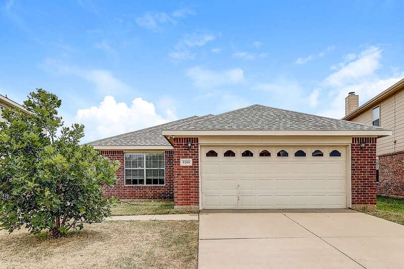2,265/Mo, 9209 Saint Martin Road Fort Worth, TX 76123 External View