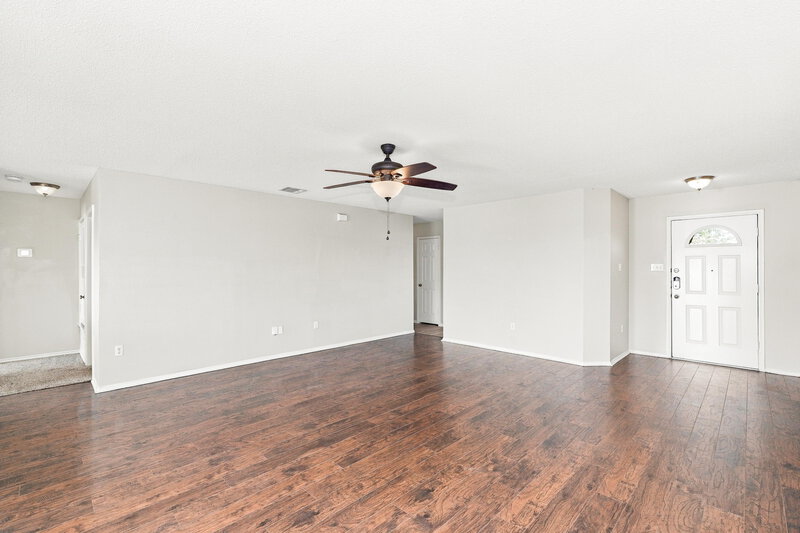 2,075/Mo, 9209 Saint Martin Road Fort Worth, TX 76123 Living Room View 4