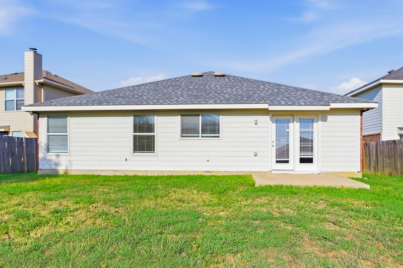 2,075/Mo, 9209 Saint Martin Road Fort Worth, TX 76123 Rear View